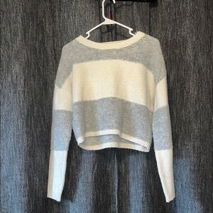 Jessica Simpson Gray and Cream Striped Cropped Crew Sweater